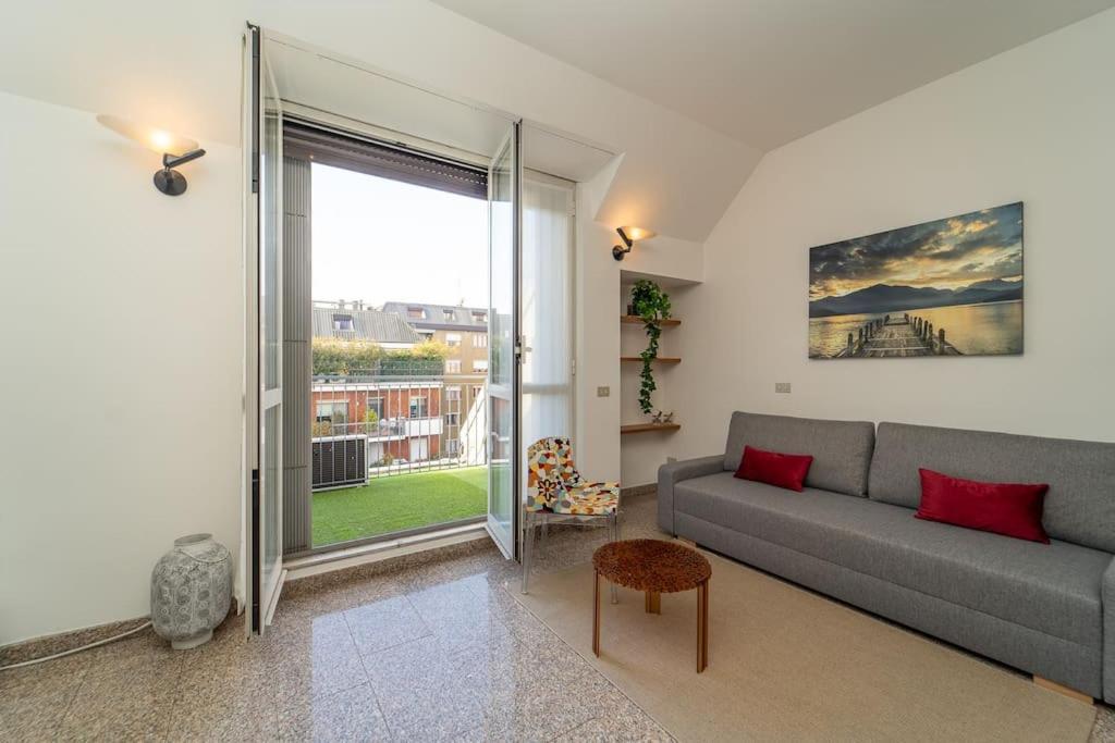 5 Giornate Apt Con Terrazzo E Garage Privato มิลาน ภายนอก รูปภาพ